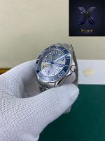 Omega Seamaster Diver 300M Grey Blue Bezel - Image 3