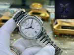 Patek Philippe Nautilus 7118 Diamond Bezel - Image 2