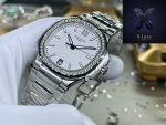 Patek Philippe Nautilus 7118 Diamond Bezel - Image 10